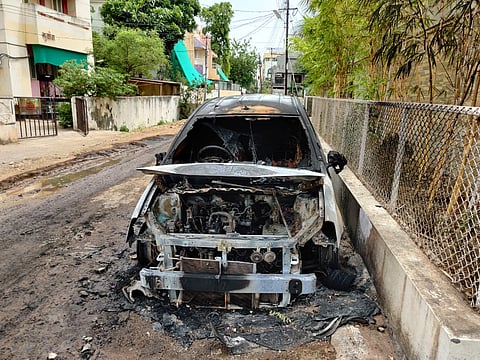 Four vehicles were set on fire by Mathefiru