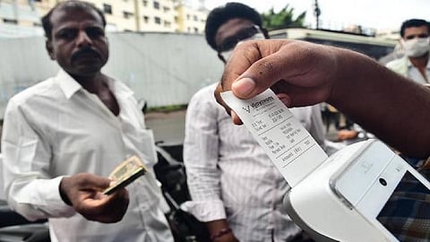 मुंबईकर विनामास्क फिरू नका, दरदिवशी होतेय हजारो रुपयांची दंड वसुली