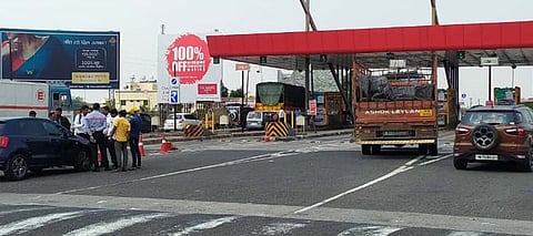 Fastag Update: Queues of vehicles in Hivargaon rains due to Fastag facility