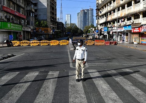 वाचाल तर थक्क व्हाल! वरळी प्रभादेवी परिसरात 37 जणांपासून 230 जणांना कोरोनाची बाधा