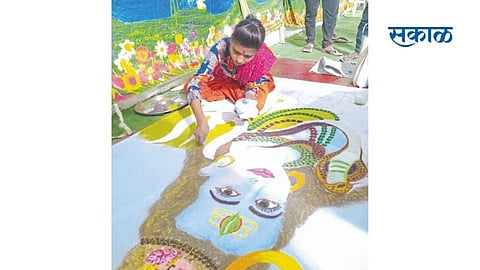 A young woman from Amravati created a different identity through art