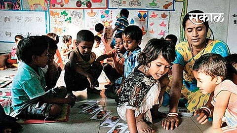 4,000 self-help groups in financial crisis Unemployment also increased as Anganwadas were closed