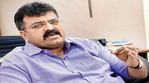 आव्हाडांना धमकी देणाऱ्यांवर कारवाई करा; राष्ट्रवादीची मागणी