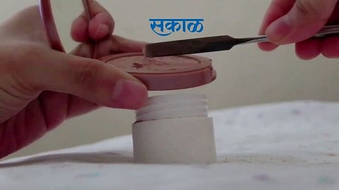 Nagpur lifestyle news Enhance your beauty with DIY gel blush