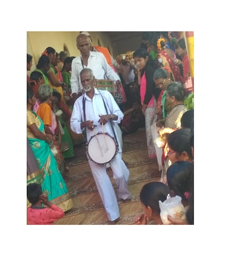 Celebrate The Music Of Muslim Brothers During Hindu Yatra Kolhapur Marathi News