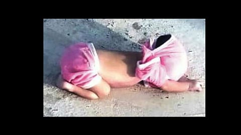 child dead body found at gujrat photo viral