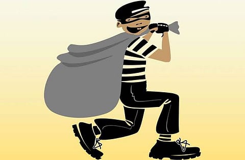 ATMs absconded with Rs 20 lakh