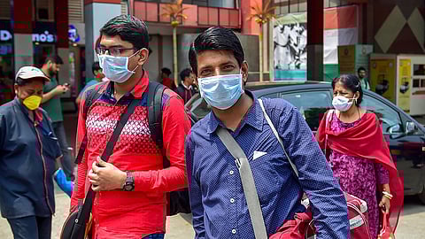 coronavirus affected people toll rise 10 maharashtra three more from pune