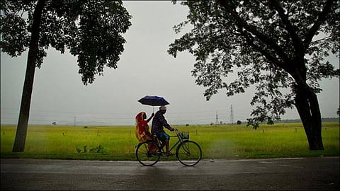 coronavirus lockdown couple travel 1100 km on bicycle chennai to odisha