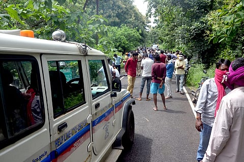 Accidental death of a man pickup vehicle collision