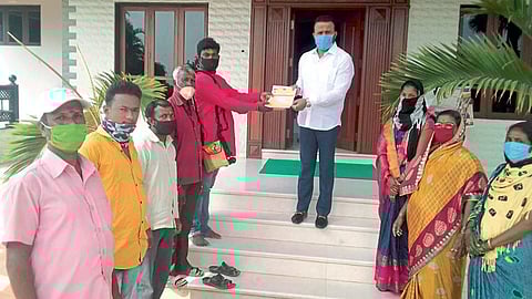 मायबाप सरकार आम्हाला मल्हारवारी द्या!