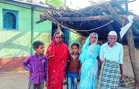 dhalgaon dagade family.jpg