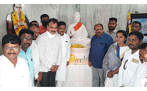 राज्यमंत्री दत्तात्रय भरणे यांनी केले डाॅ. आंबेडकर यांना अभिवादन