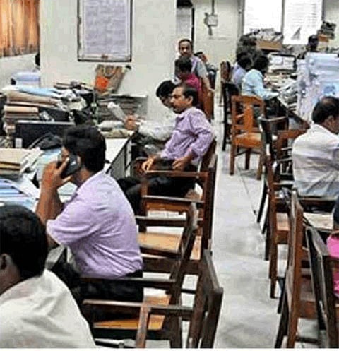 government employees issues for time table