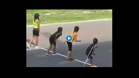 handicap girl complete race video viral on social media