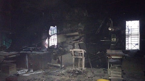 bhandara government hospital doctors work also in private hospital