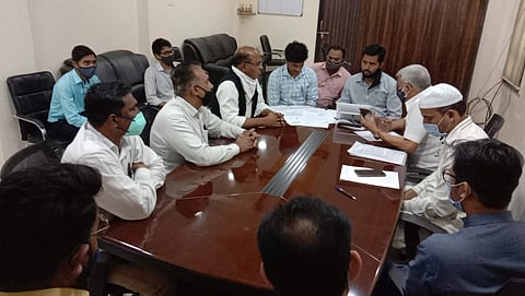 अंडरपासबाबत नागरिक ‘नही’च्या कार्यालयावर धडकले