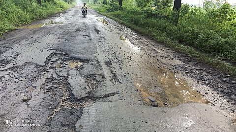 continuously rains Pits on the highway caused accidents