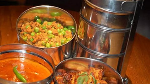 patients relative facing problems for food due to lockdown in nagpur