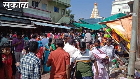 1 lakh visitors visit in jotiba in kolhapur today