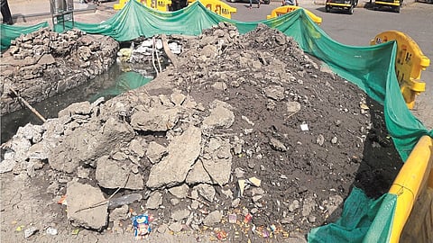 '...यामुळे' मंदावलाय...नवी मुंबईचा वेग; नागरिक हैराण