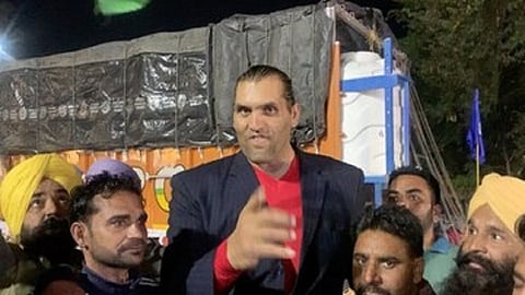 khali joined farmers protest