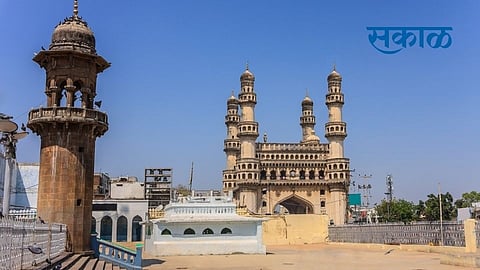 know about beautiful tourist places to must visit near Hyderabad Marathi article