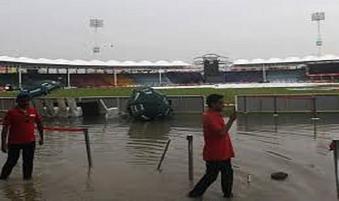 पाकिस्तान श्रीलंका लढत पावसामुळे वाहून गेली