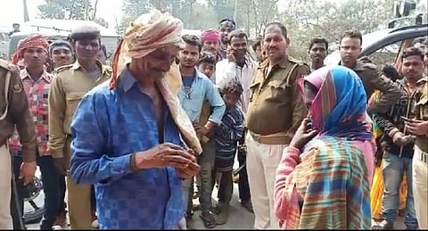 senior citizen lover beating at bihar