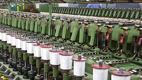 the cotton industry of ichalkaranji and owner face economic problem related to business in kolhapur