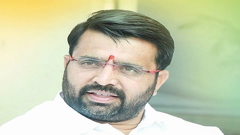 कंत्राटी आरोग्य कामगारांबाबत आमदार महेश लांडगेंनी केली ही मागणी