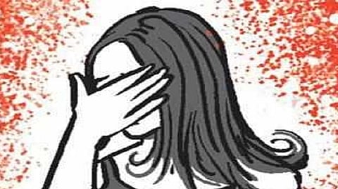 भोळसर मुलीवर अत्याचार करणाऱ्यास दीड वर्षांची शिक्षा