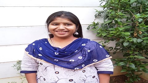 special story of navratri miss supriya start a online buying business in kolhapur ichalkaranji