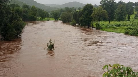 heavy rain in ratnagiri mandangad