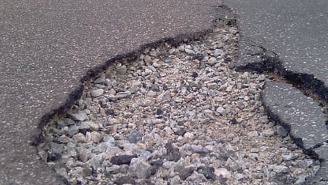 ...खड्ड्यात जा! (अग्रलेख)