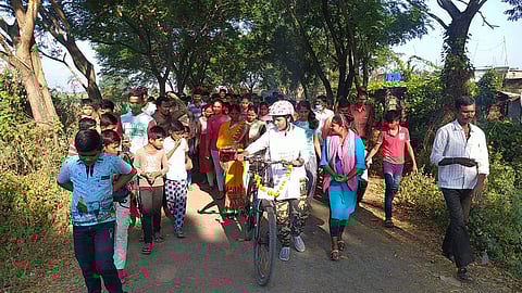 The cycle journey of the pranali is becoming the inspiration of the youth read full story