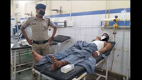 the prisoner cut off his genitals and offered them in the temple