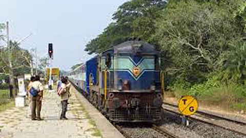 Now shopping on the railways can be done