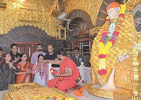 Pray to Saibaba for my bungalow