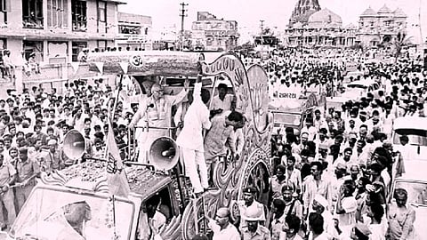 लालकृष्ण अडवाणींच्या रथयात्रेचे सारथी कोरोनाच्या लढाईत हरले; जितेंद्र आव्हाडांनी केली होती मदत...