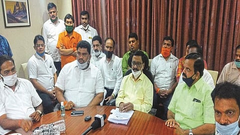 who testified about the great development of sindhudurg district