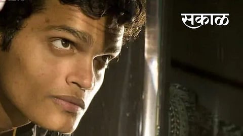 Slumdog millionaire actor Madhur Mittal booked for sexual assault by mumbai khar police