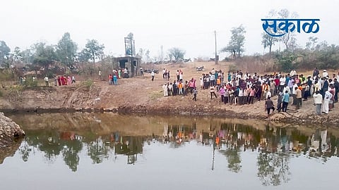 Bhatshirgaon couple drowned while fishing for grandchildren