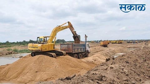 Villagers are in tension on illegal sand smuggling in Nagpur district