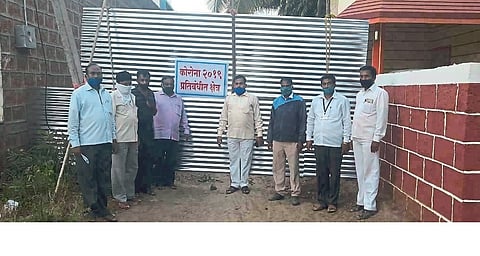 Both coronated; Seal the entire premises of Salgare