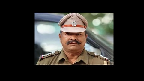 police inspector shot his two son with service revolver