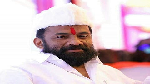 shiv sena tehsil head sandip sawant criticised ring bell movement of devendra fadanavis in ratnagiri