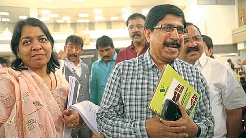 बीआरटी प्रकल्पाचा फेरविचार - आयुक्त