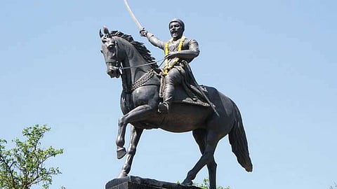 Disagreement over the location of the statue of Shivaji Maharaj