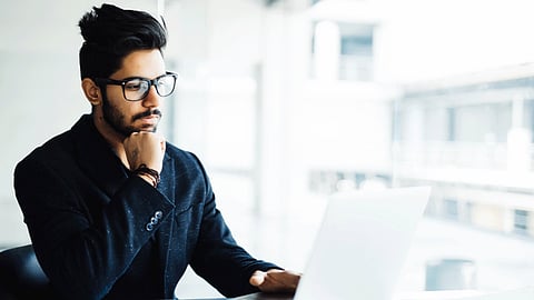 बाजारातील घसरण अशाप्रकारे टाकते तुमच्या गुंतवणुकीवर प्रभाव!